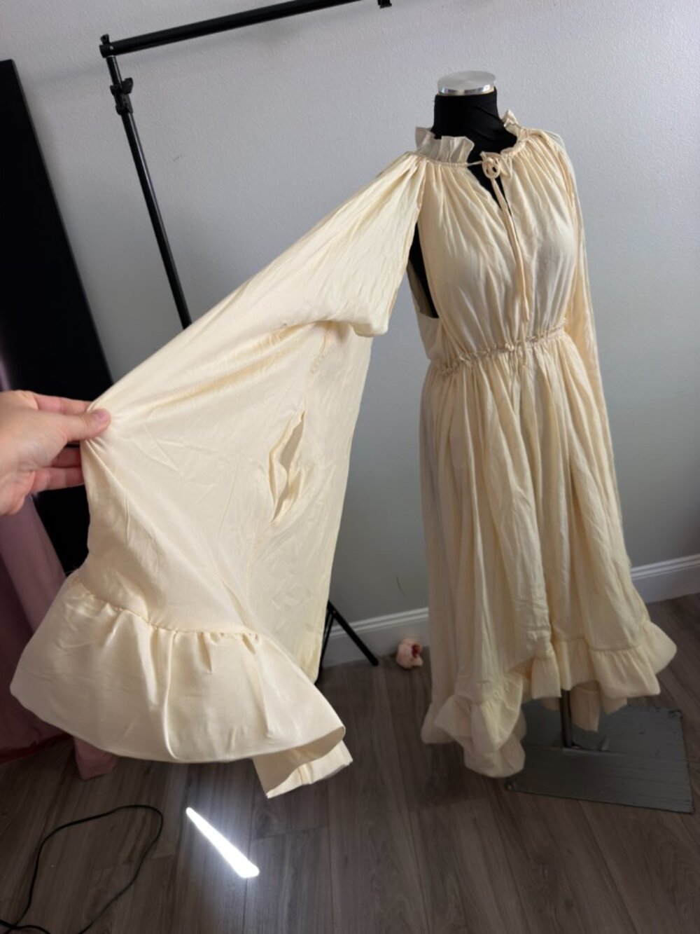 Dress - Picture 3 of 12